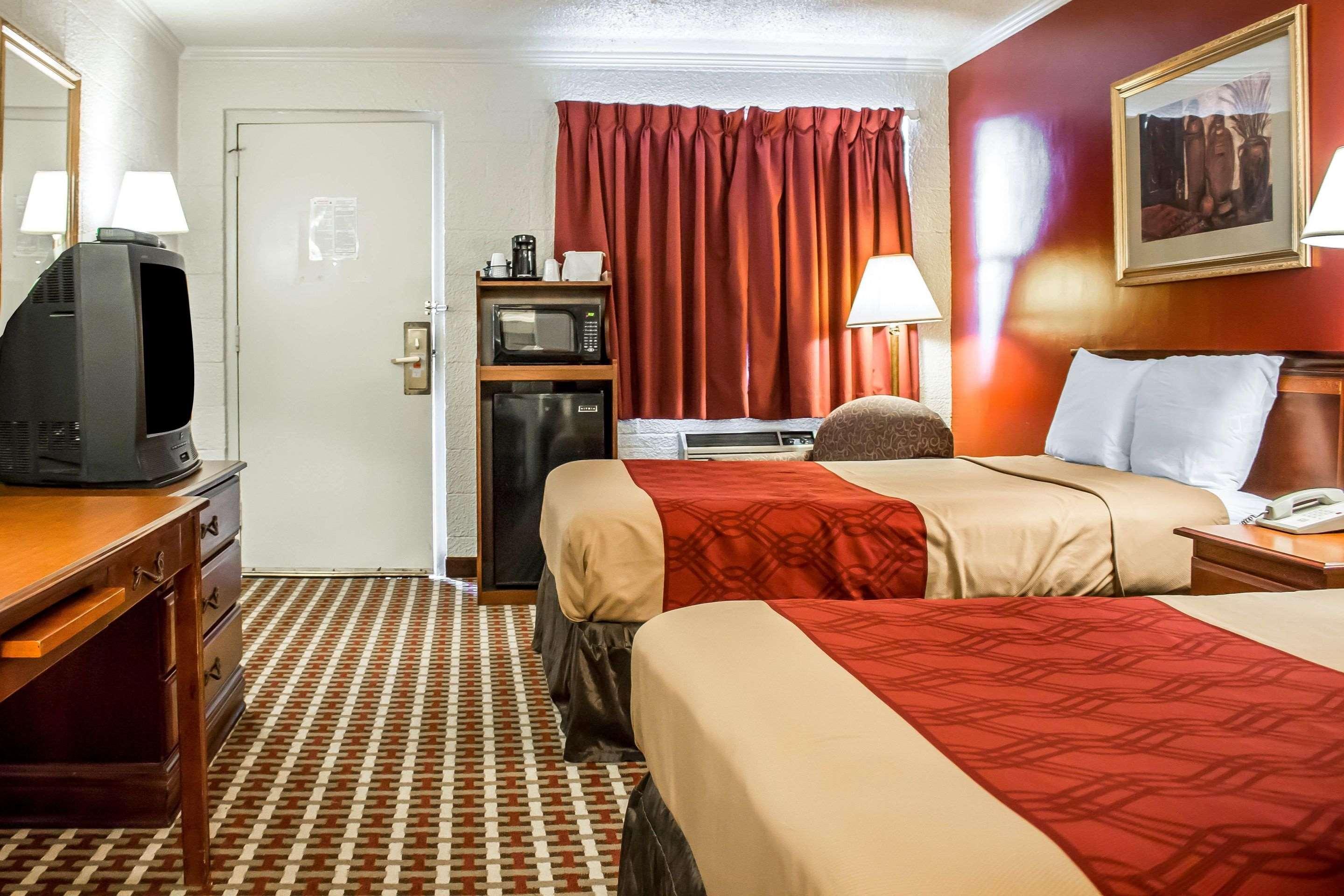 Econo Lodge Williamsport Buitenkant foto